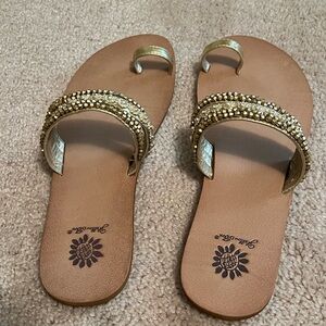 EUC Gold Beaded Slides